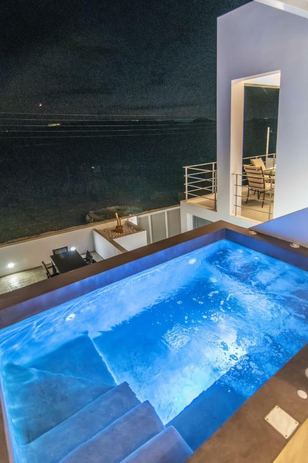 Aegean Colors Villa *
